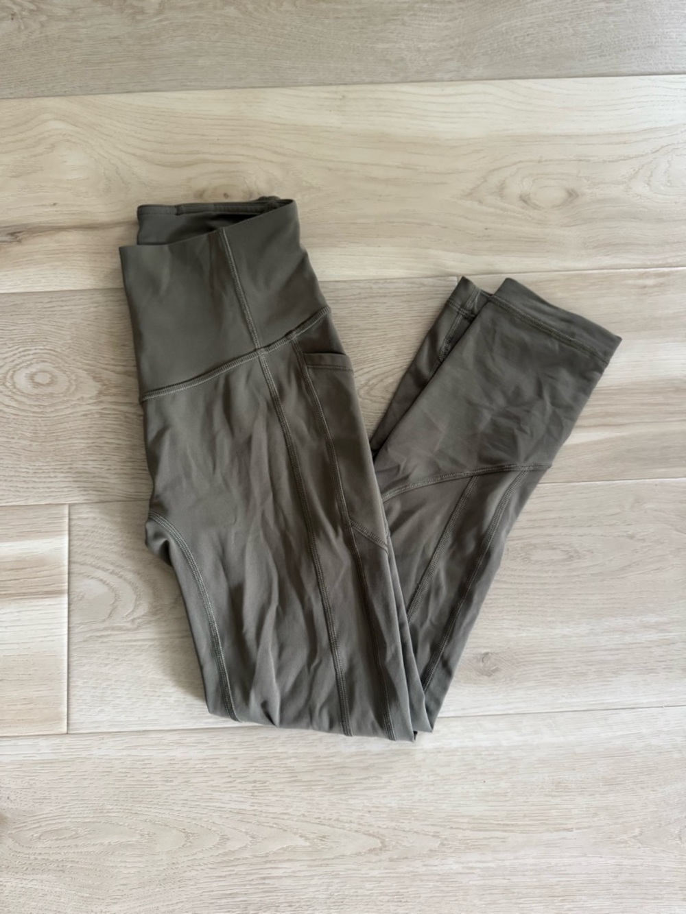 Lululemon Align High-Rise Crop with Pockets 23"